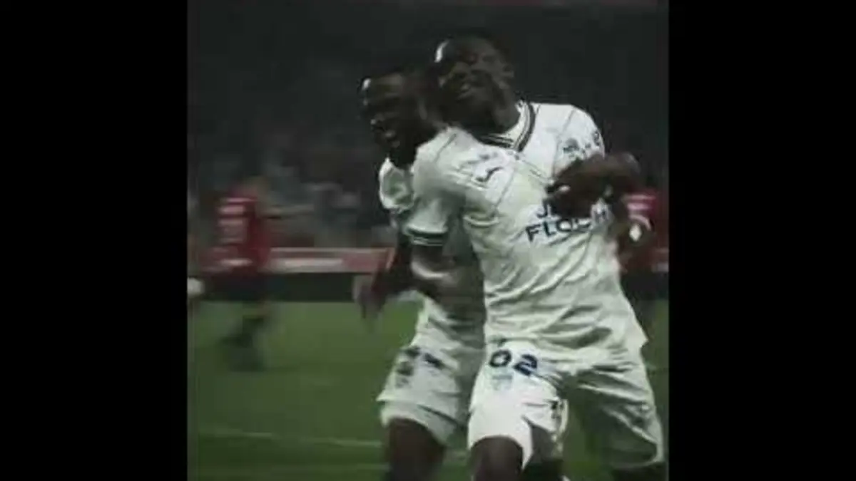 Arthur Avom with the Goal of the year? 🤯🇨🇲…