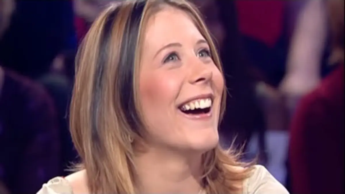 replay de Aurore se lâche et demande en pacs Pauline, sa petite amie