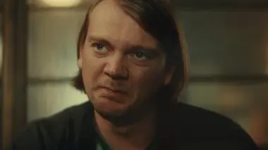 Avant-première - Flashback - S02 E03