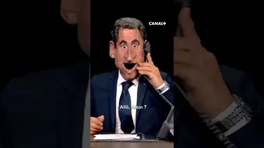 Avec la canicule, prenez des nouvelles de vos vieux. ☀️ - #Humour #LesGuignols #Shorts
