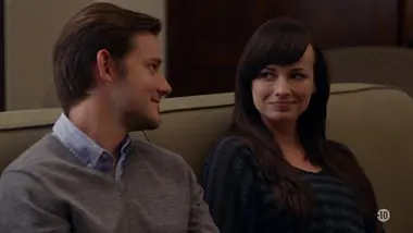 Awkward : S4 E5 - Une nuit à la fac