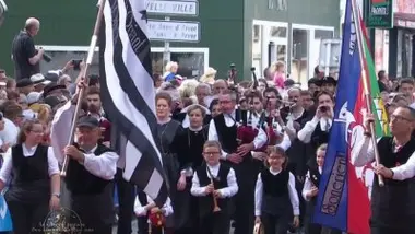 Bagad Sonerien An Oriant (Lorient – 1ère catégorie); Cercle Bugale An Oriant (Lorient – 1ère cat Warl’leur)