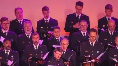 "Bella Ciao" interprété par l'Orchestre de la Garde républicaine & Choeur de l'Armée française