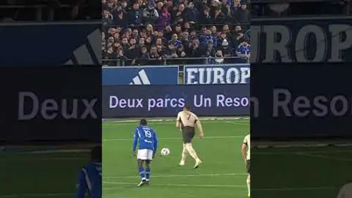 replay de Bellaarouch stoppe le pénalty de Mbappé ❌