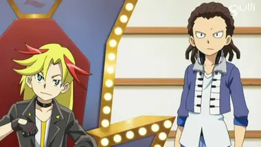 Beyblade Burst : Attaque primitive Beast Betromoth