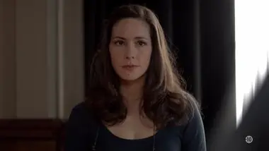 Boulevard du palais - S16 E01 - Une vie au placard