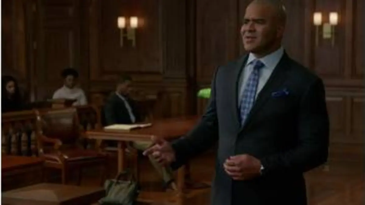 replay de Bull : S3 E16 - Erreur de jeunesse