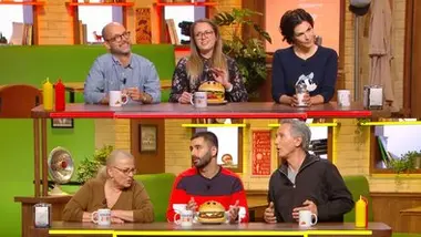 Burger Quiz avec Helena Noguerra, Thierry Lhermitte, Maurice Barthélemy et Josiane Balasko