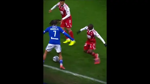 replay de C’est qui ce pain 😍 #ligue1 #edit #rcsa #strasbourg #diegomoreira