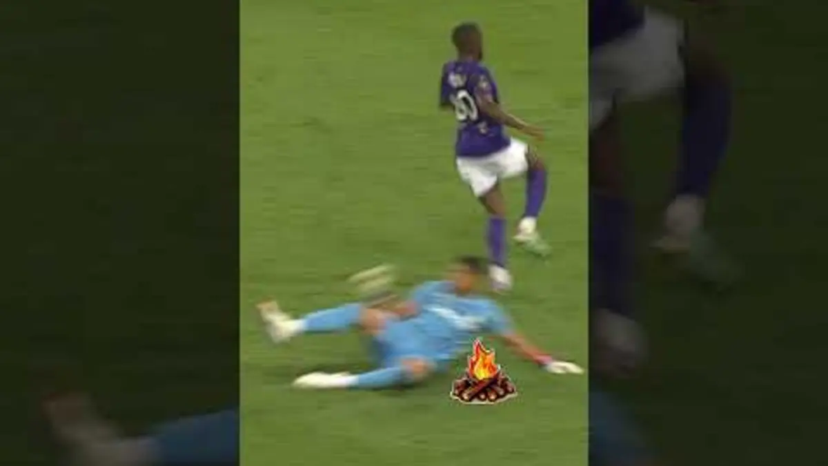 replay de Ça l’a allongé ? Même Bobby Charlton est choqué ? #Ligue1 #Ligue1McDonalds #OM #Toulouse #Rulli
