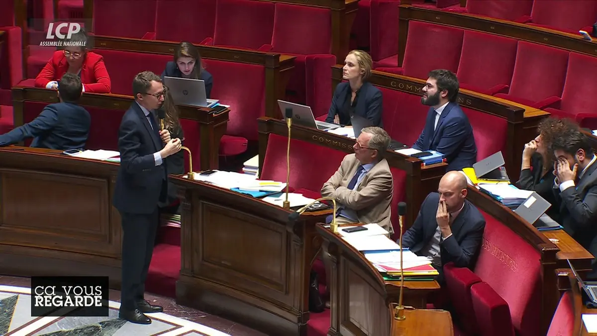 replay de Ça vous regarde - Comment s'attaquer à la cyber violence ?