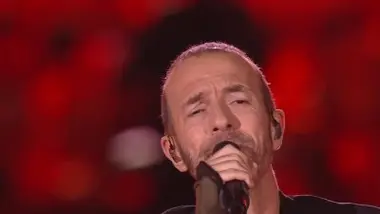 Calogero chante "Le soldat"