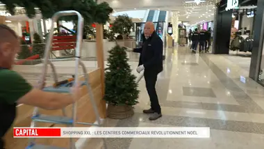 Capital : Fnac, Lego, petits cadeaux : les secrets des stars de Noël !