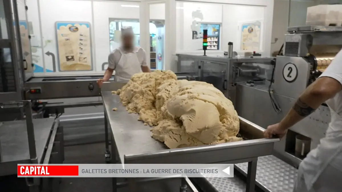 replay de Capital : Îles, biscuits et marinières : les recettes gagnantes de la Bretagne