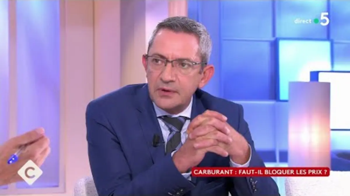 replay de Carburant : faut-il bloquer les prix ? - Francis Pousse - C à vous - 19/09/2023