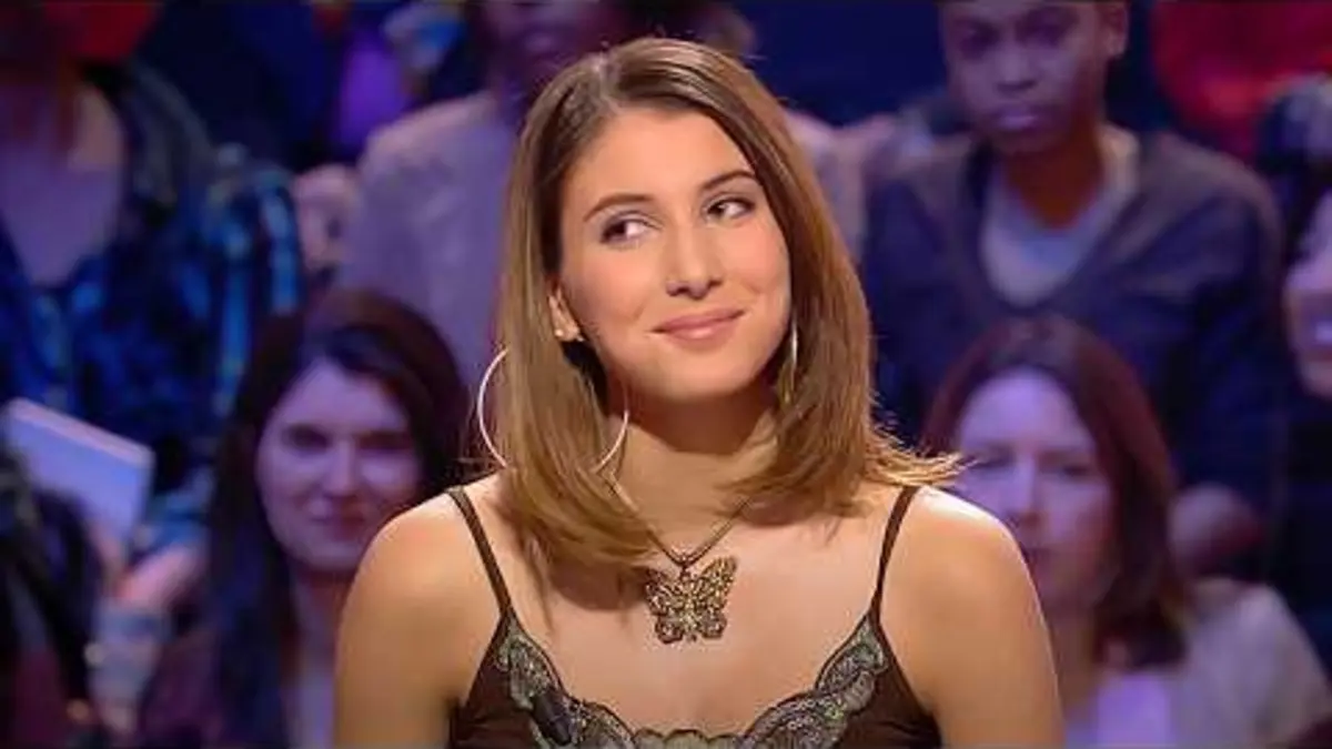 replay de Caroline Face à Kevin : Amour ou Déception ?