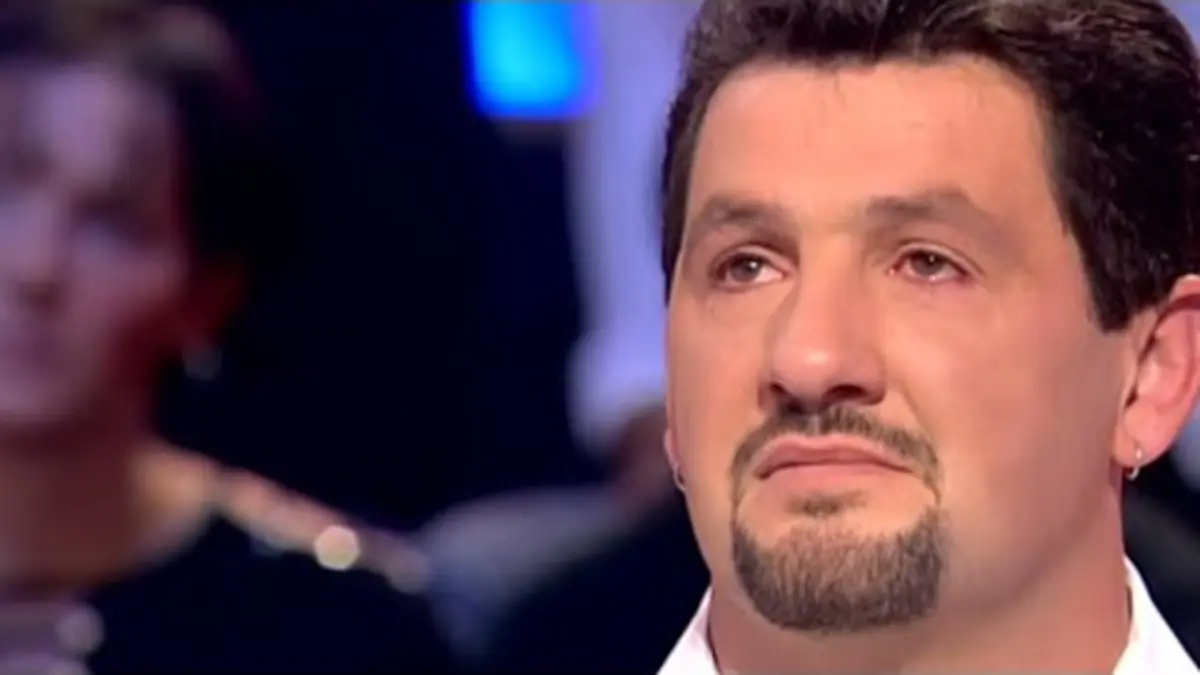 replay de Ce père voudrait une nouvelle chance après des années d'absence