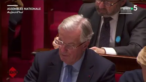 replay de Censure : vote imminent à l’Assemblée -  L’édito de Patrick Cohen - C à vous