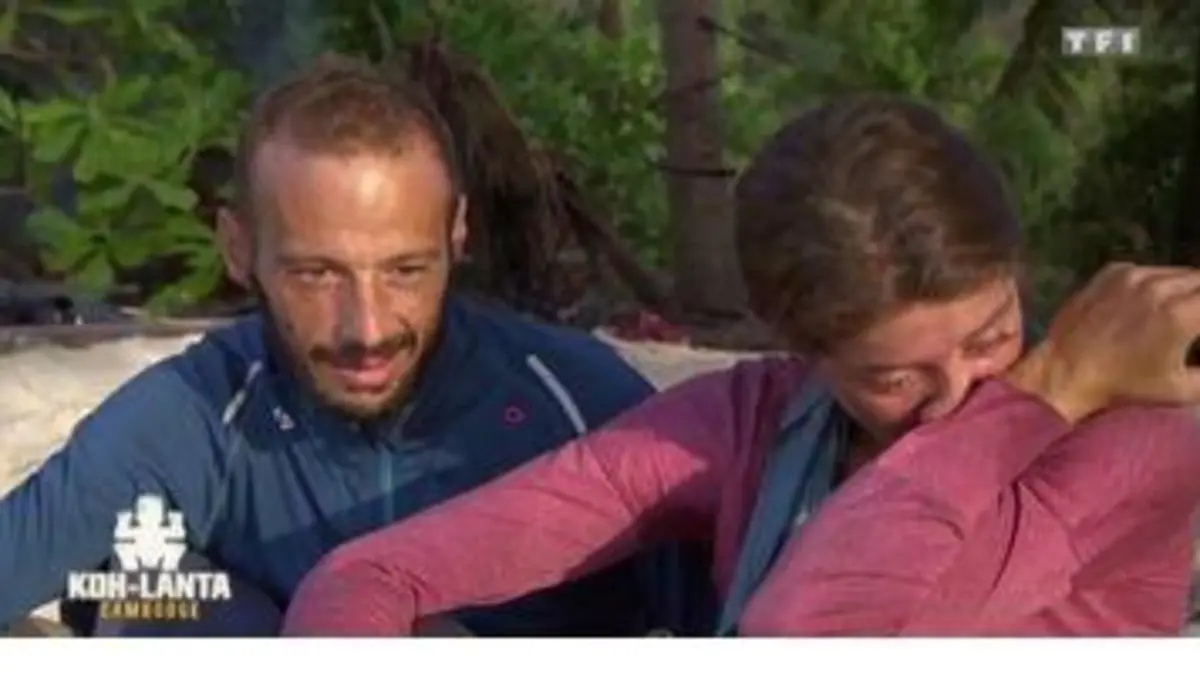 replay de Claire craque devant Frédéric