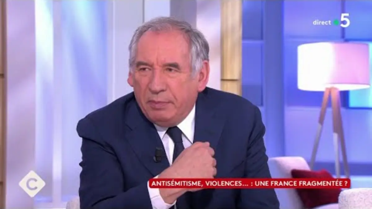 replay de Climat en France : que peut faire Macron ? - C à vous - 14/12/2023