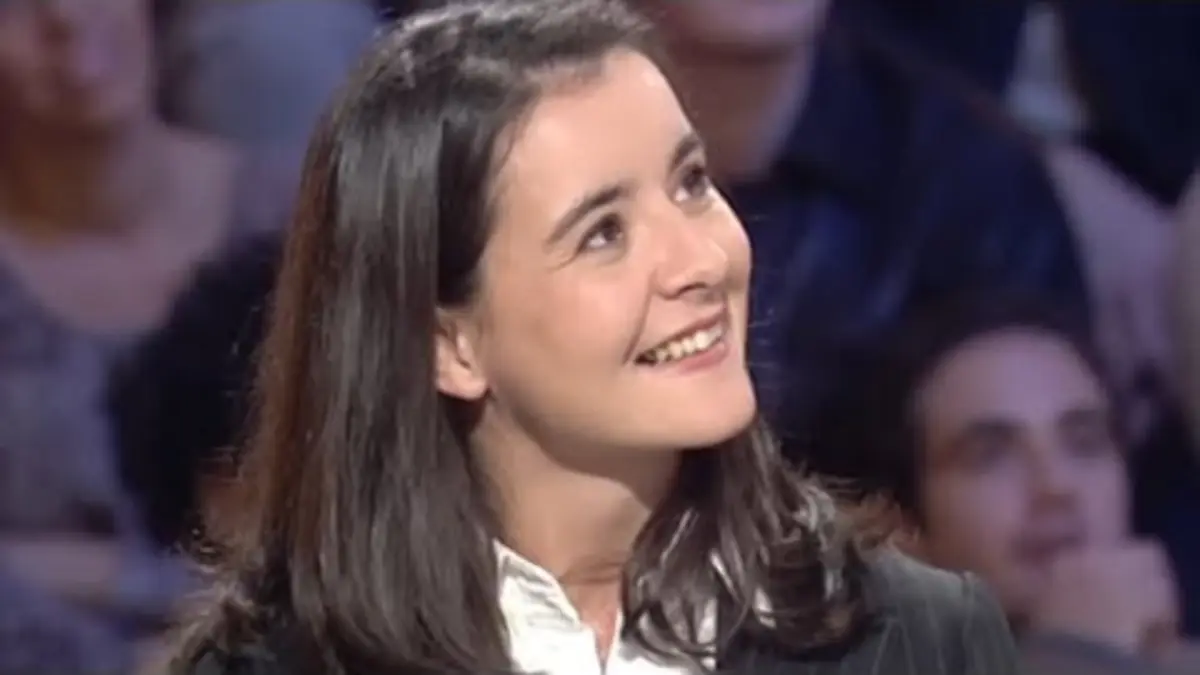 replay de Comment Nathalie va-t-elle réagir à la déclaration d'amour de Serge ?