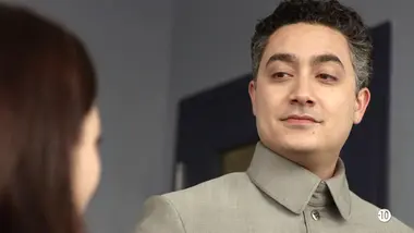 Continuum : S2 E5 - Deuxième avis