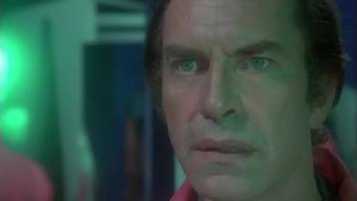 Cosmos 1999 : S2 E13 - Le secret de la caverne