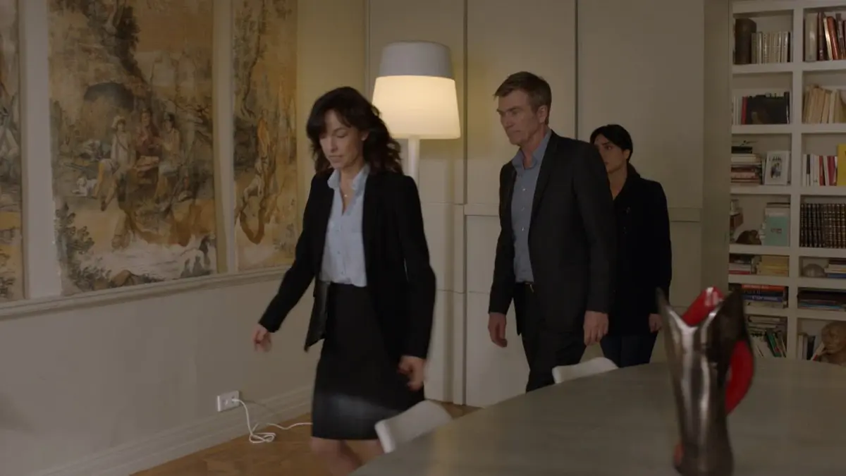 replay de Crimes parfaits : S3 E7 - Légitime défiance