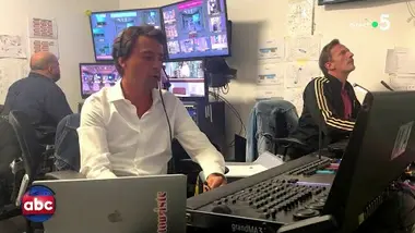 Dans les coulisses de l’enregistrement de la voix off du Président Macron - C à Vous - 16/09/2024