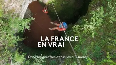 Dans les gouffres à fossiles du Quercy