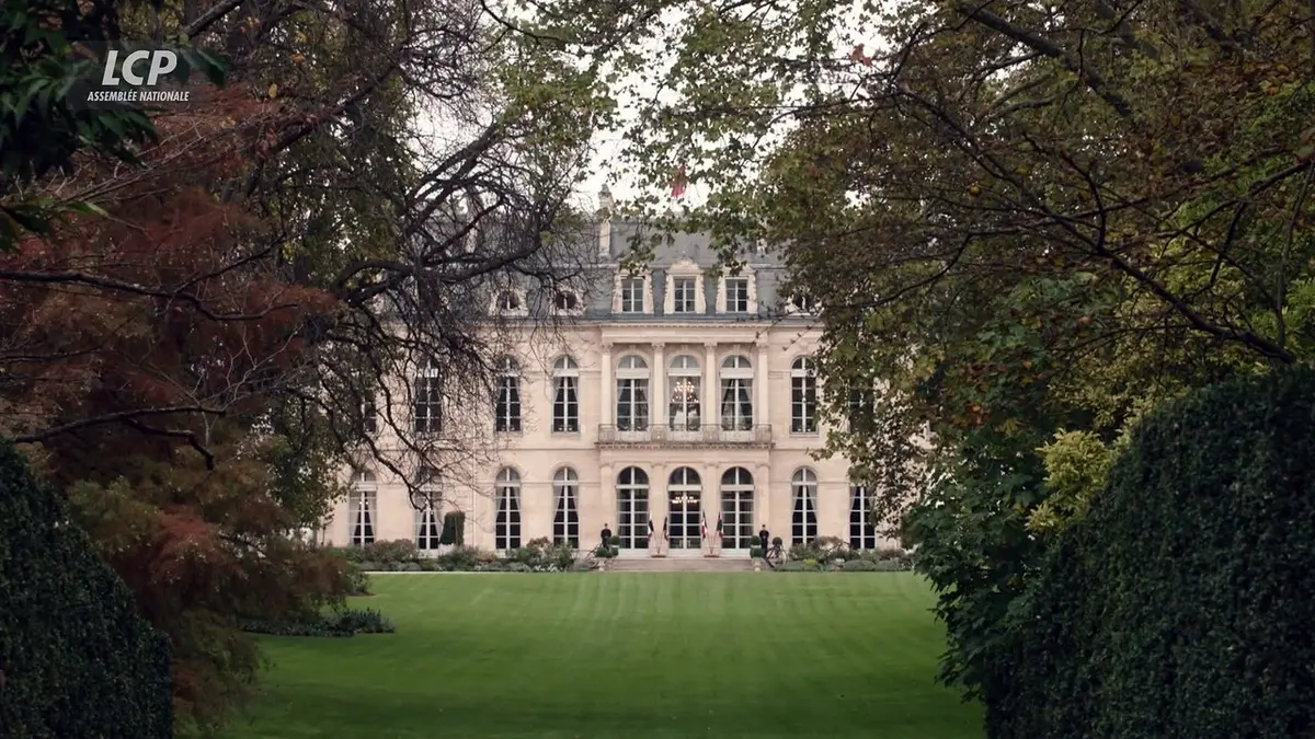 replay de De Gaulle l'éclat et le secret - De Gaulle l'éclat et le secret - épisode 6 : crépuscule