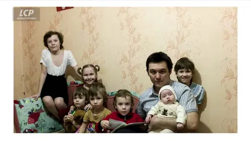 replay de DébatDoc - Ingérences : Poutine à la manoeuvre