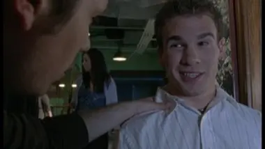 Degrassi : Nouvelle génération - S08 E08 - L'hymne à L'amour - Partie 1