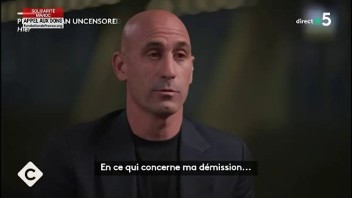 replay de Démission de Luis Rubiales, rugby et chasse à l’homme aux Etats-Unis - Le 5/5 - C à Vous -11/09/2023