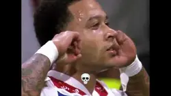 Depay celebrations were so cold ?#Ligue1#Ligue1McDonalds #Depay #OL #Lyon
