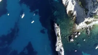 Des calanques et des hommes