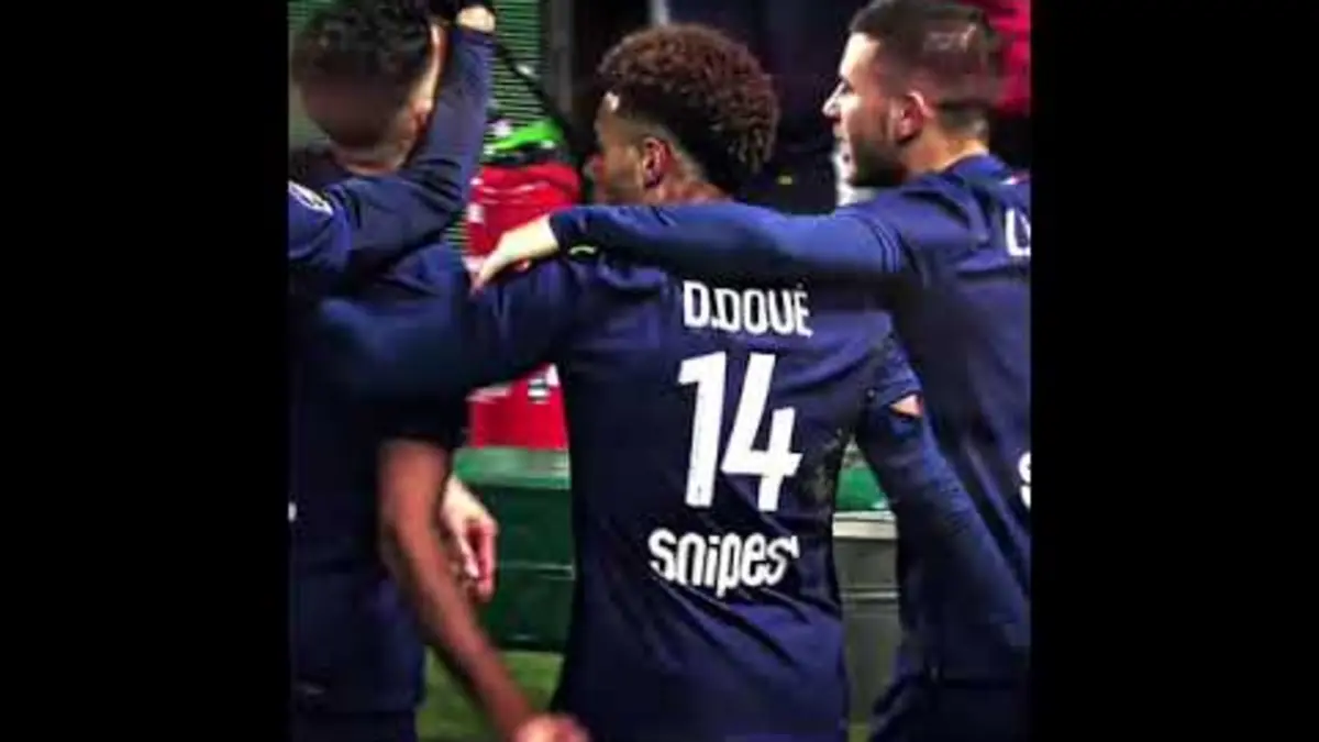 replay de Désiré Doué is truly something else ??? #Ligue1 #Ligue1McDonalds #PSG #Doue #footballedits #edit