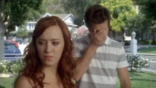 replay de Desperate Housewives : Julie sur la défensive