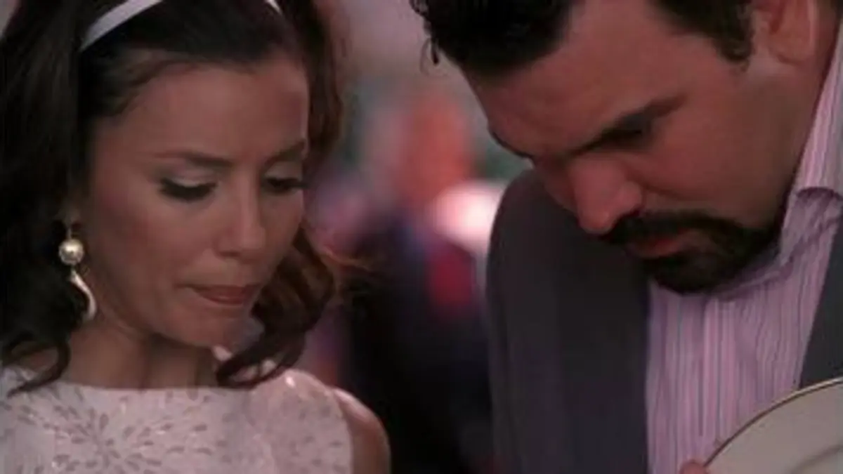 replay de Desperate Housewives : S4 E4 - Les nuisibles