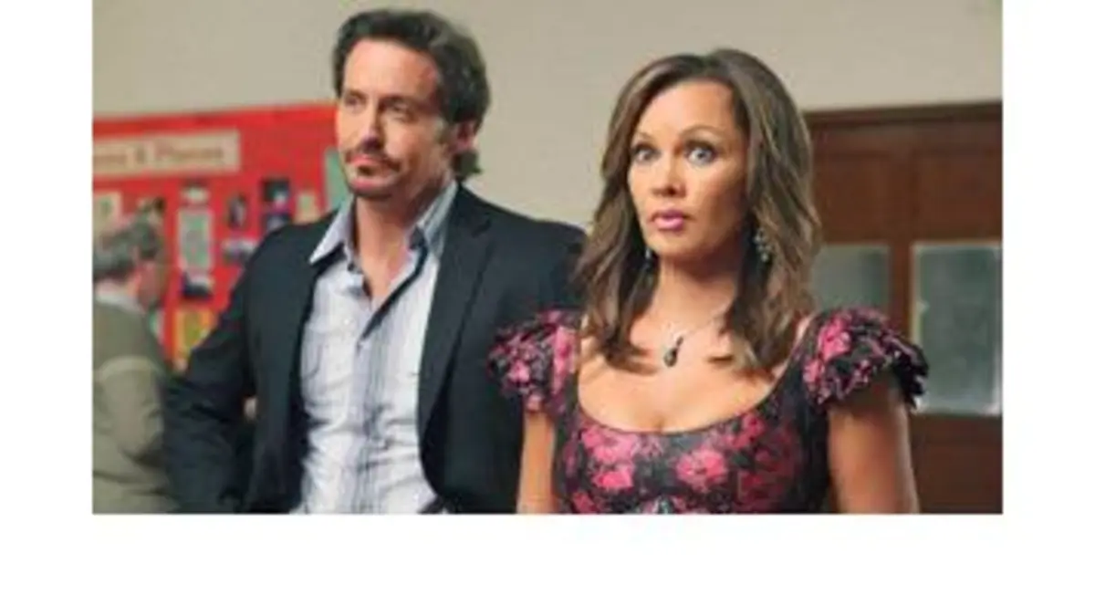 Desperate Housewives : S8 E2 - Établir le contact