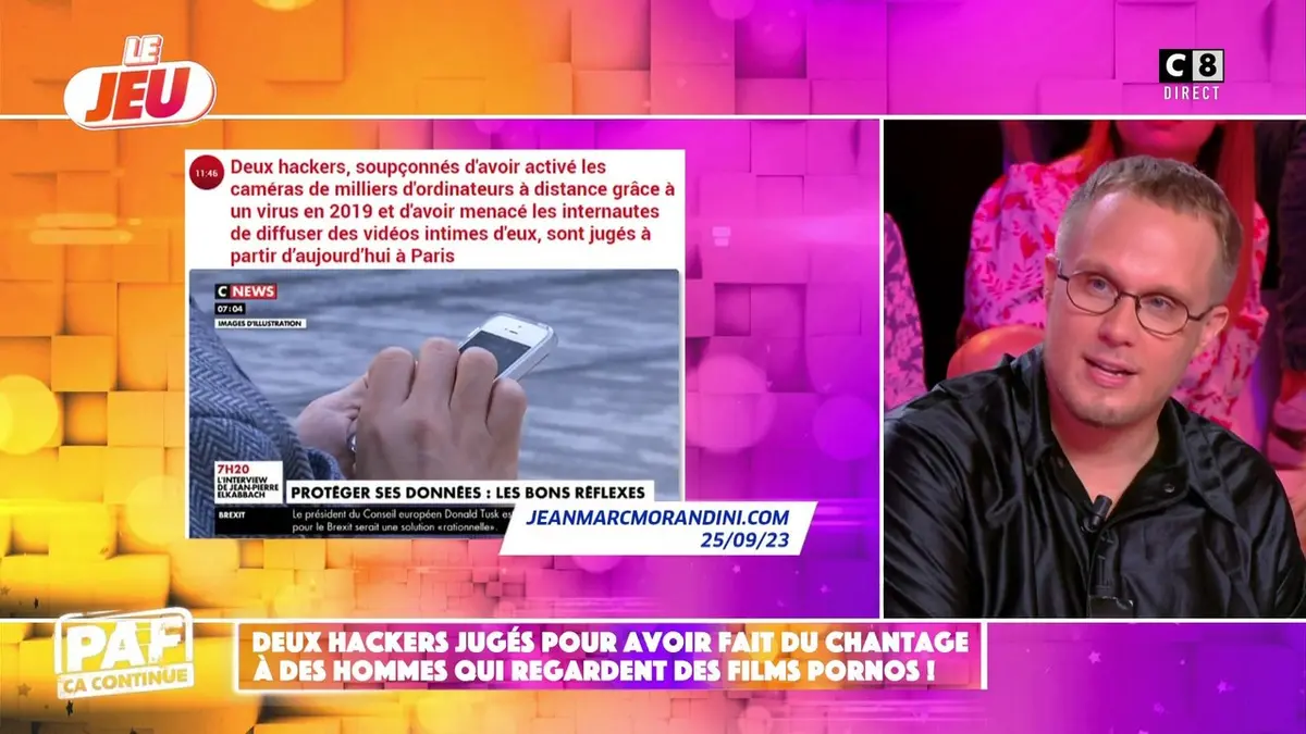 replay de Deux hackers jugés pour avoir fait du chantage à des hommes qui regardent des films pornographiques
