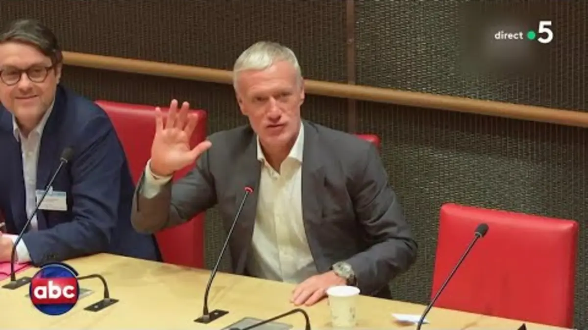 replay de Didier Deschamps reçu par les députés… et ça change de Clairefontaine - L’ABC - C à Vous -02/11/2023
