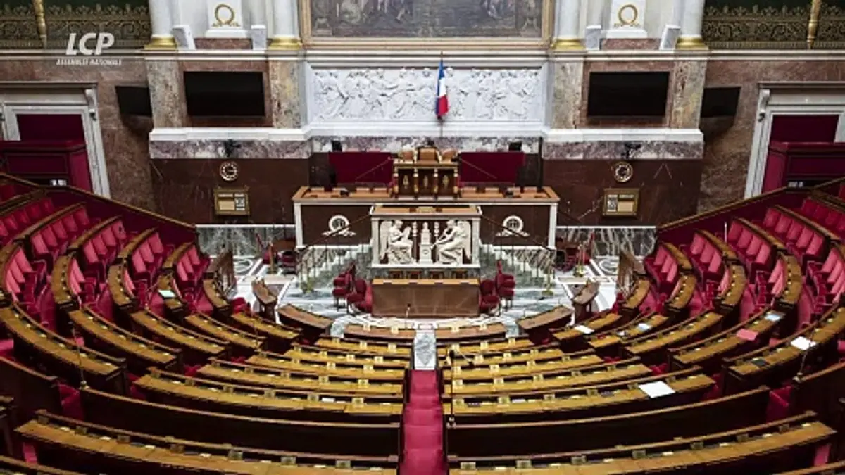 replay de Dissolution : l'arme du pouvoir - 1962 : la riposte gaullienne | Dissolution : l'arme du pouvoir