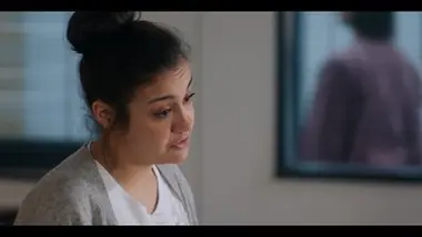 DNA - [SPOILER] - Noor pète les plombs au travail !