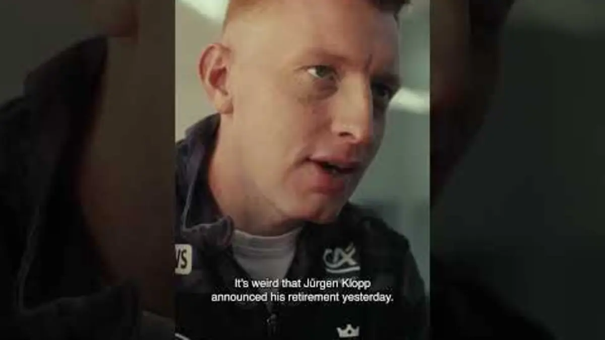 replay de Docu | "Tout le monde te regarde, c'est dur parfois... Je comprends la décision de Jürgen Klopp"