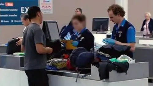 replay de Douanes sous haute surveillance