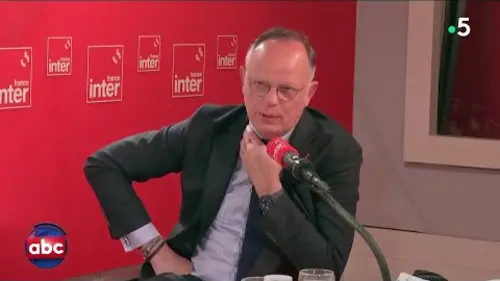 replay de Édouard Philippe aurait préféré parler bugnes - L’ABC de Bertrand Chameroy - 04/03/2025