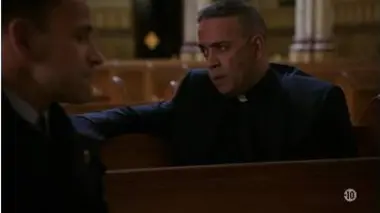 Elementary : S6 E15 - La tête ailleurs