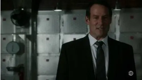 Elementary S07E06 Tuez-les tous !