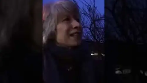 replay de Elle affronte le blocus ? - Extrait Restons zen